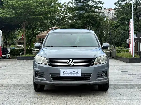Volkswagen Tiguan 2012