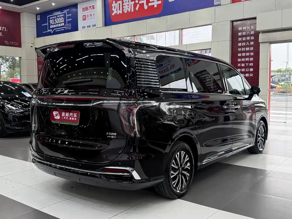 Hongqi HQ9 PHEV 2025 — фото 6