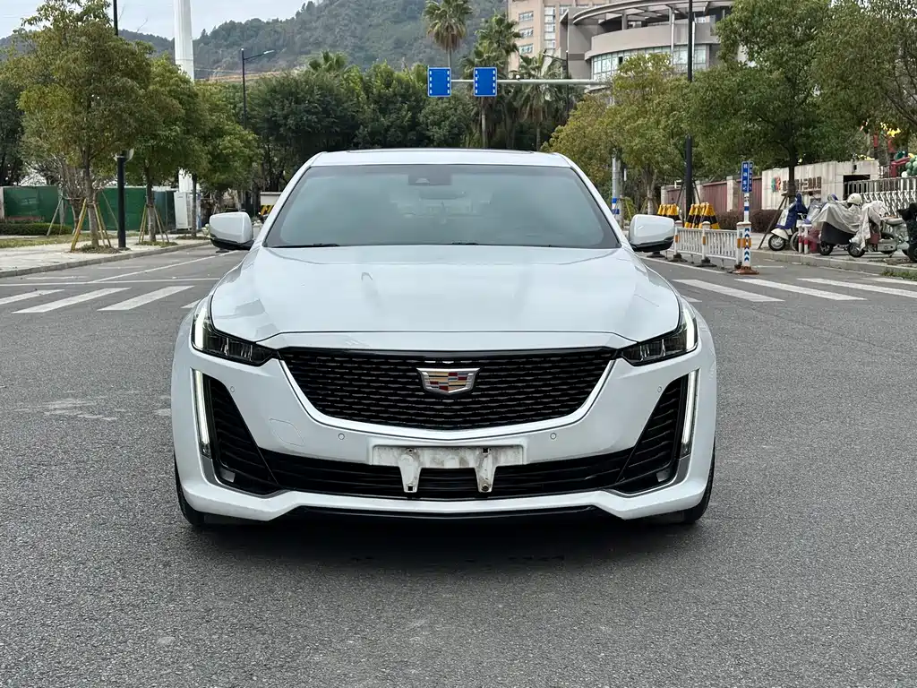 Cadillac CT5 2021 — фото 2