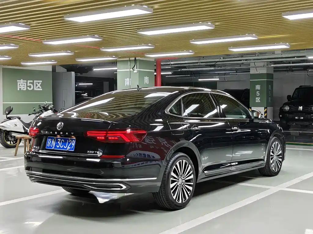 Volkswagen Passat 2019 — фото 5