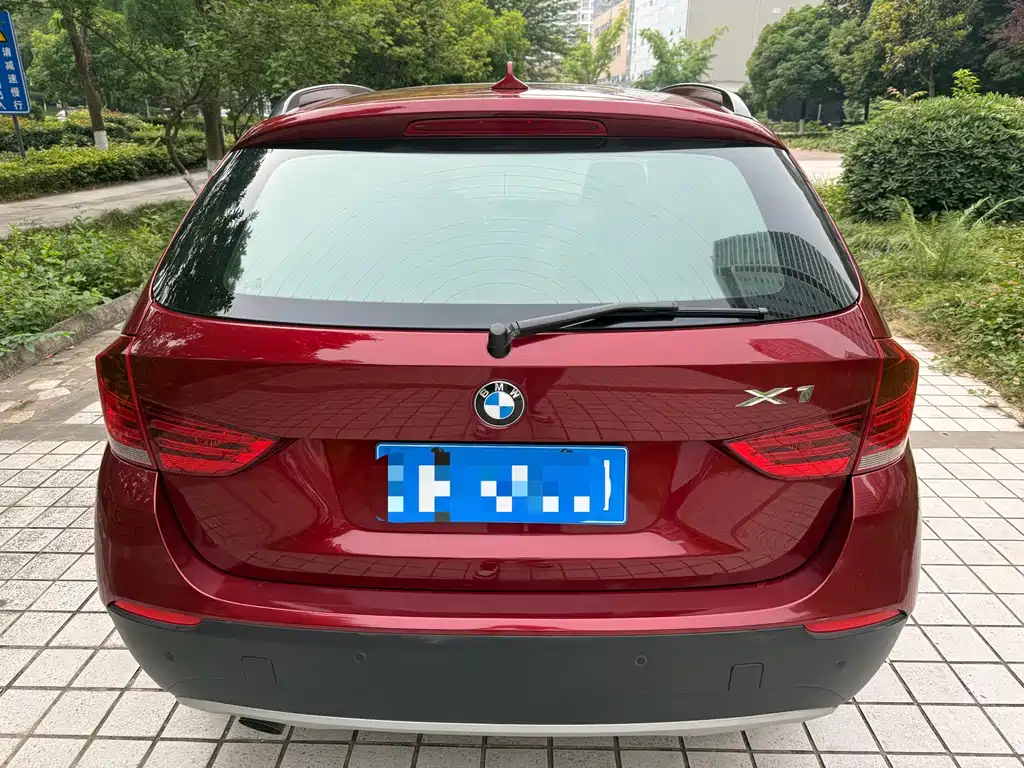 BMW X1 2011 — фото 2