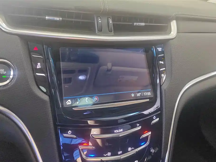 Cadillac XTS 2019 — фото 13