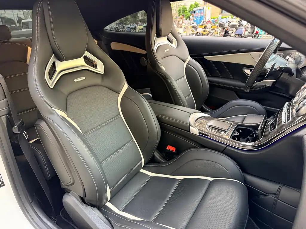 Mercedes-Benz C-Class AMG 2020 — фото 9