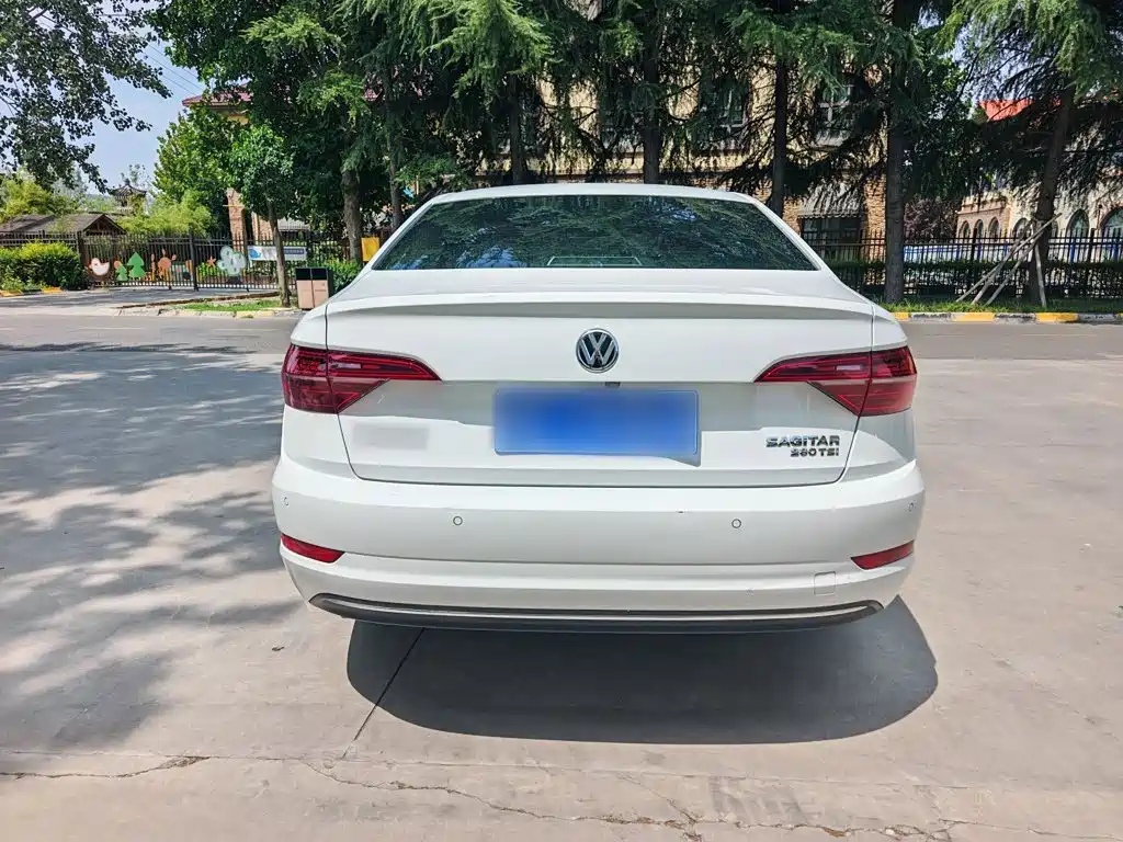 Volkswagen Sagitar 2019