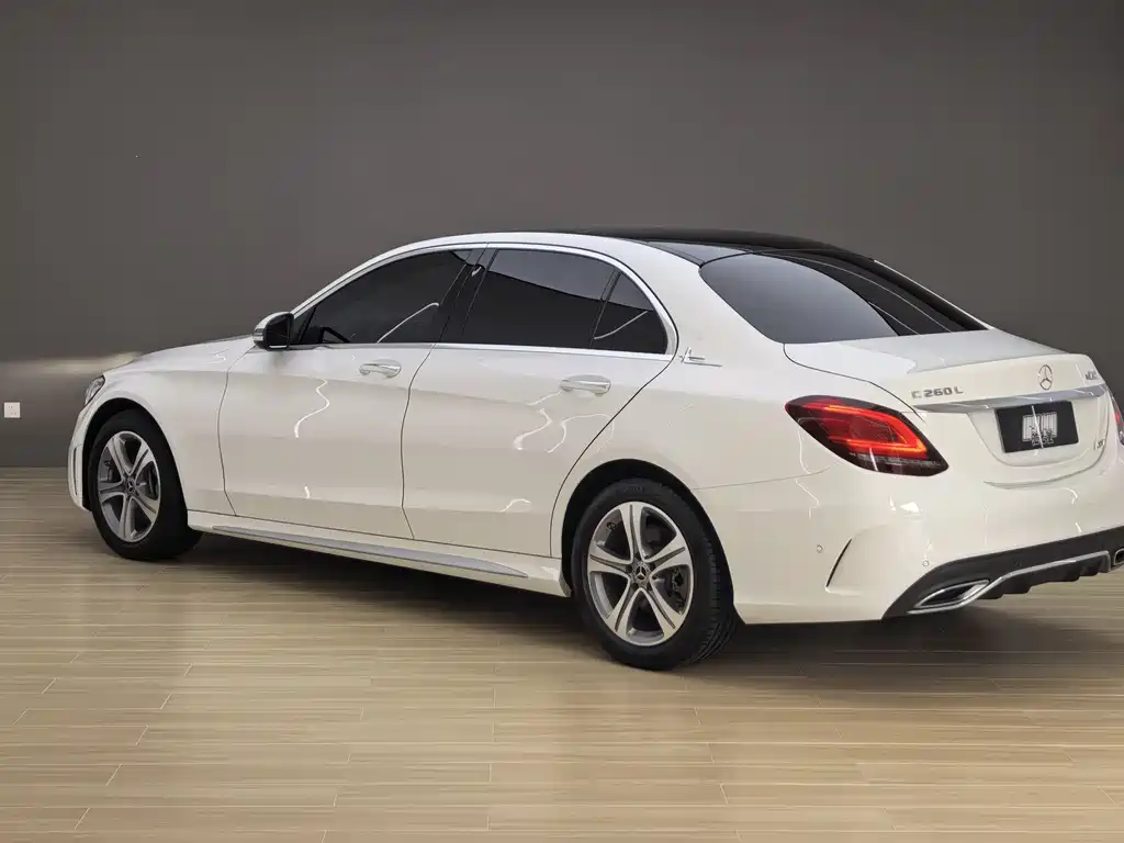 Mercedes-Benz C-Class 2021 — фото 3