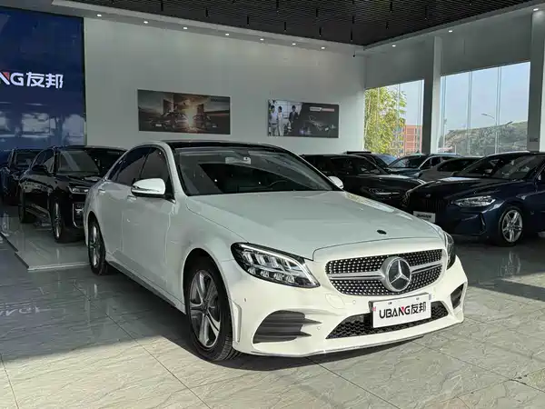 Mercedes-Benz C-Class 2019