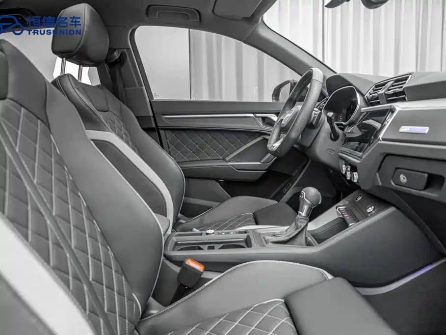Audi Q3 Sportback 2024 — фото 15