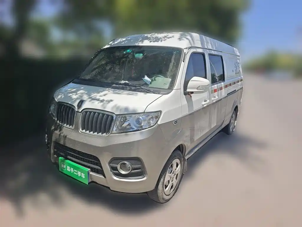 Jinbei Hiace X30L 2018