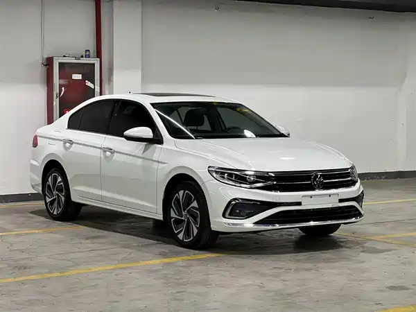 Volkswagen Bora 2023