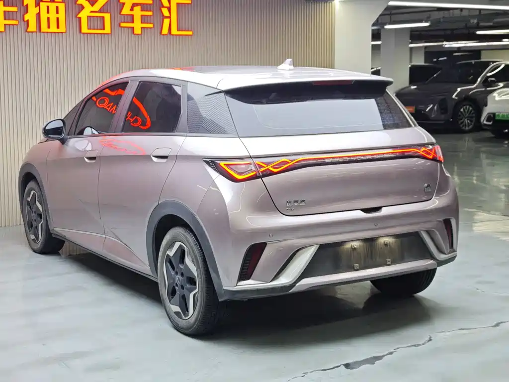 BYD Dolphin 2022 — фото 14