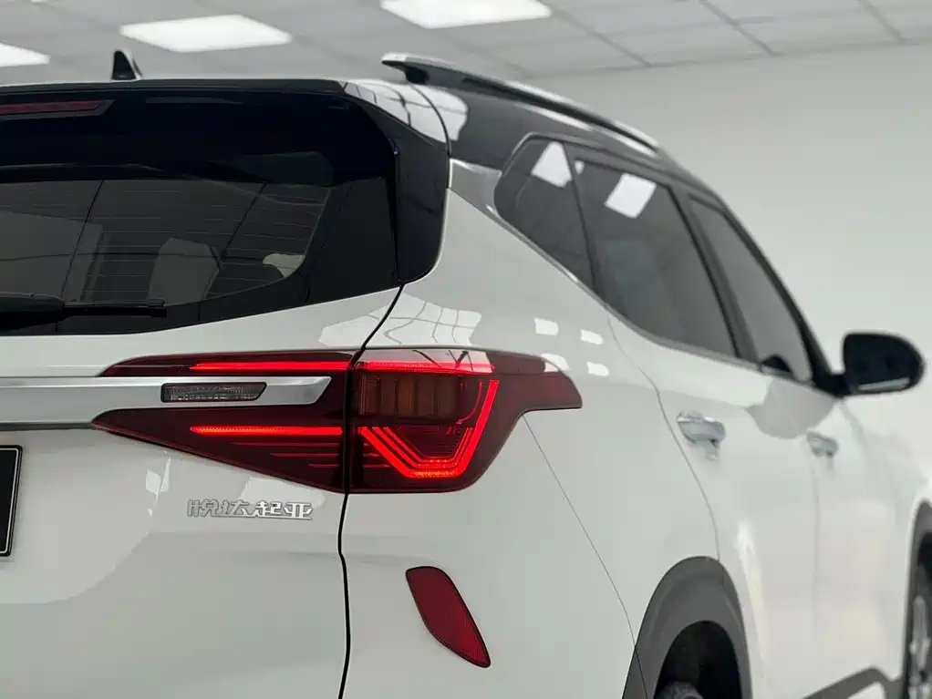 Kia KX3 Proud Running 2022 — фото 17