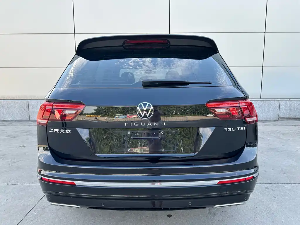 Volkswagen Tiguan L 2021 — фото 18