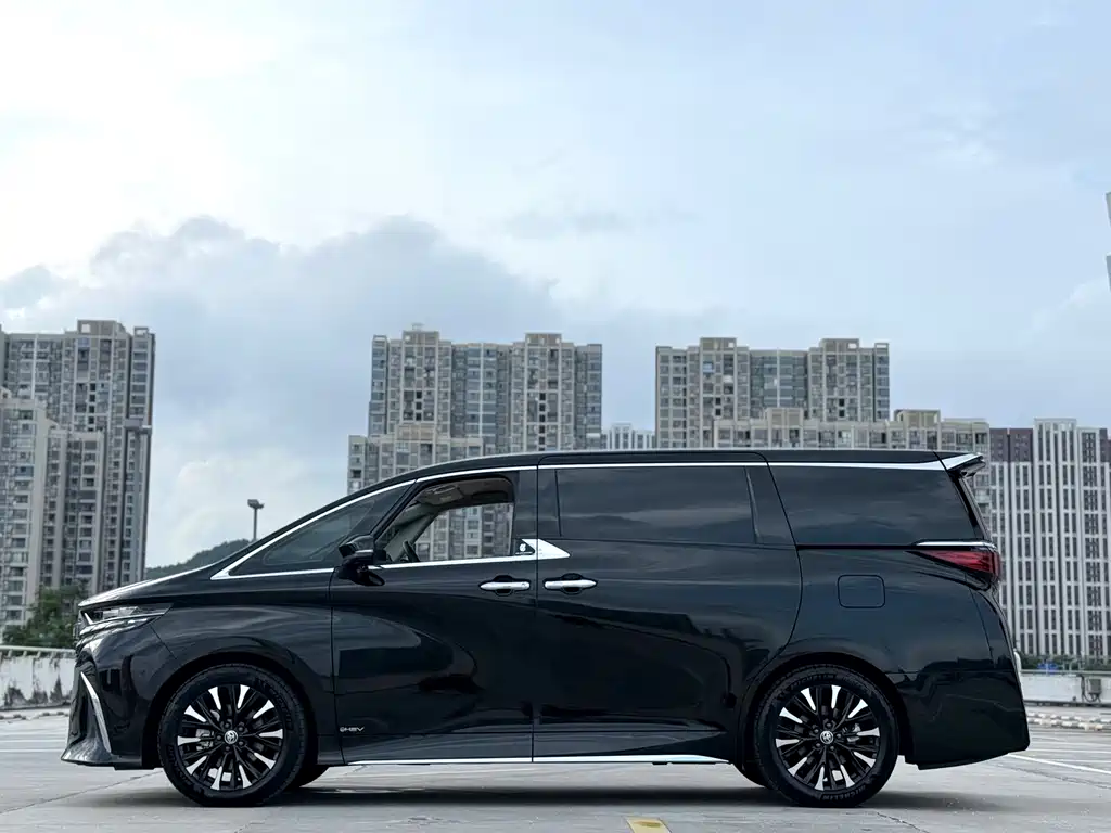 Toyota Alphard 2025 — фото 14