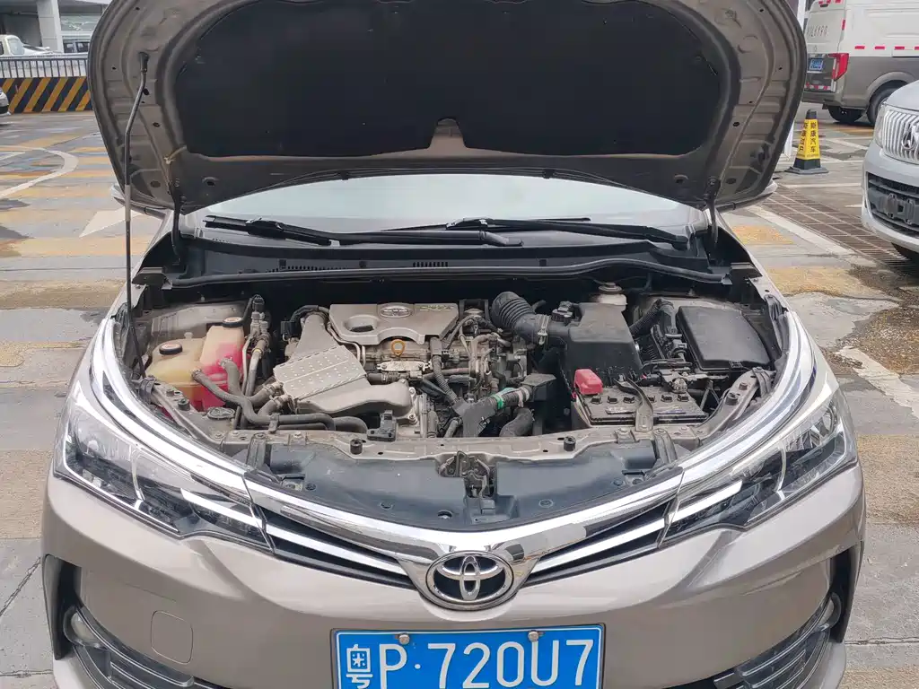 Toyota Corolla 2017 — фото 13