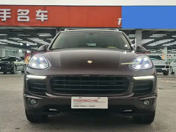 Porsche Cayenne 2016