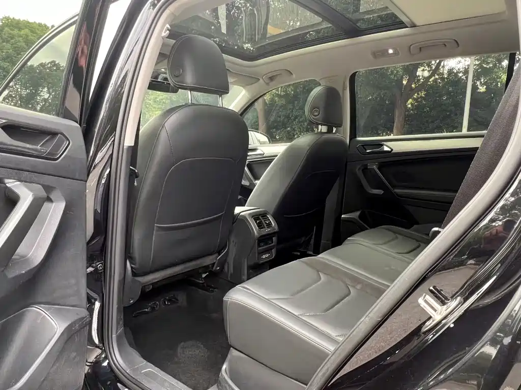 Volkswagen Tiguan L 2019 — фото 6