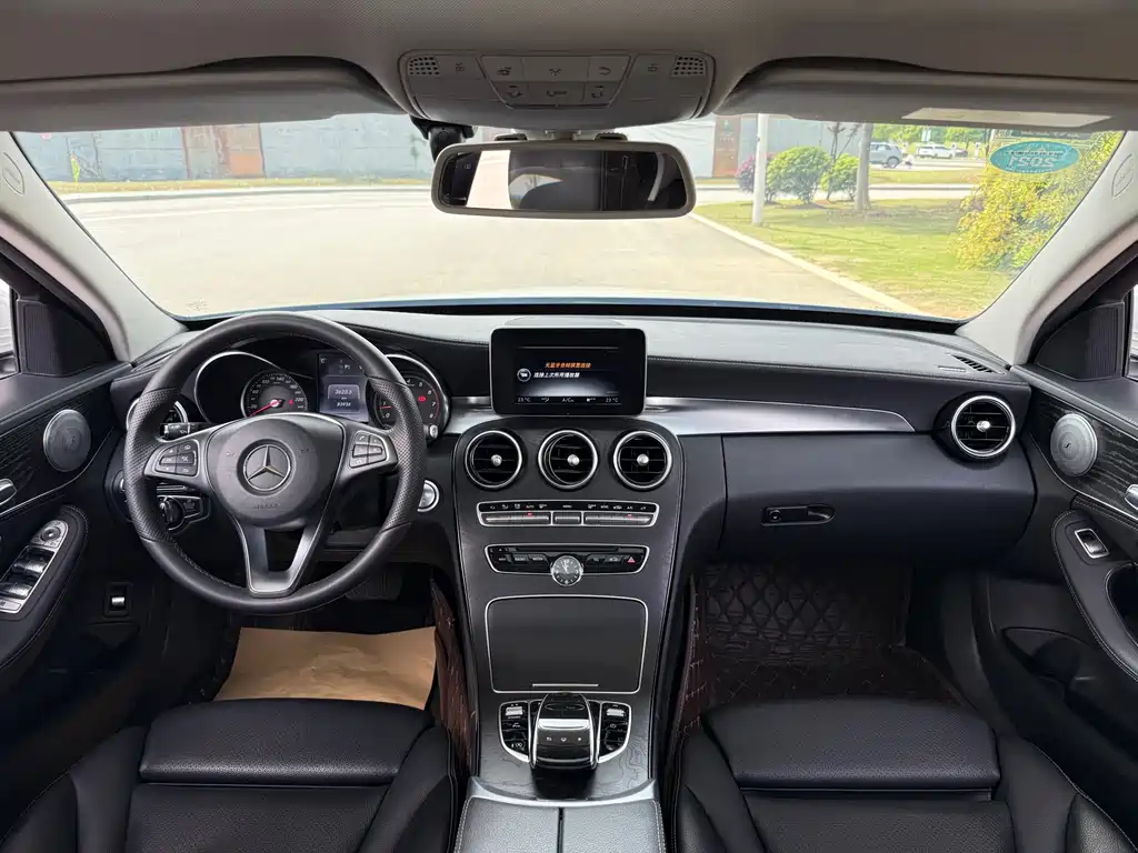 Mercedes-Benz C-Class 2016 — фото 9