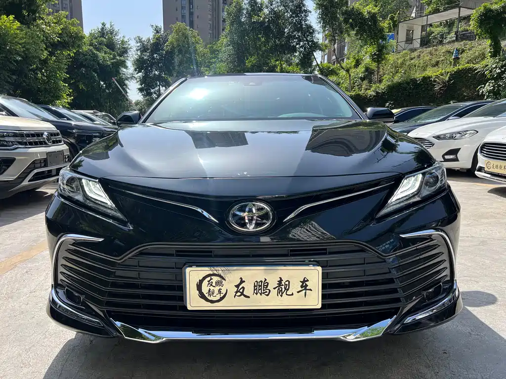 Toyota Camry 2024 — фото 2