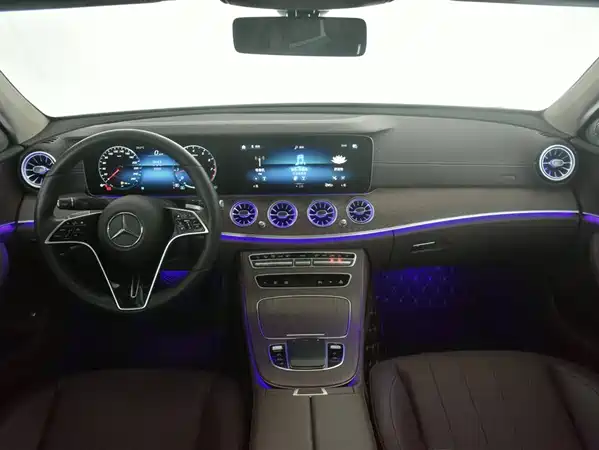 Mercedes-Benz E-Class 2022