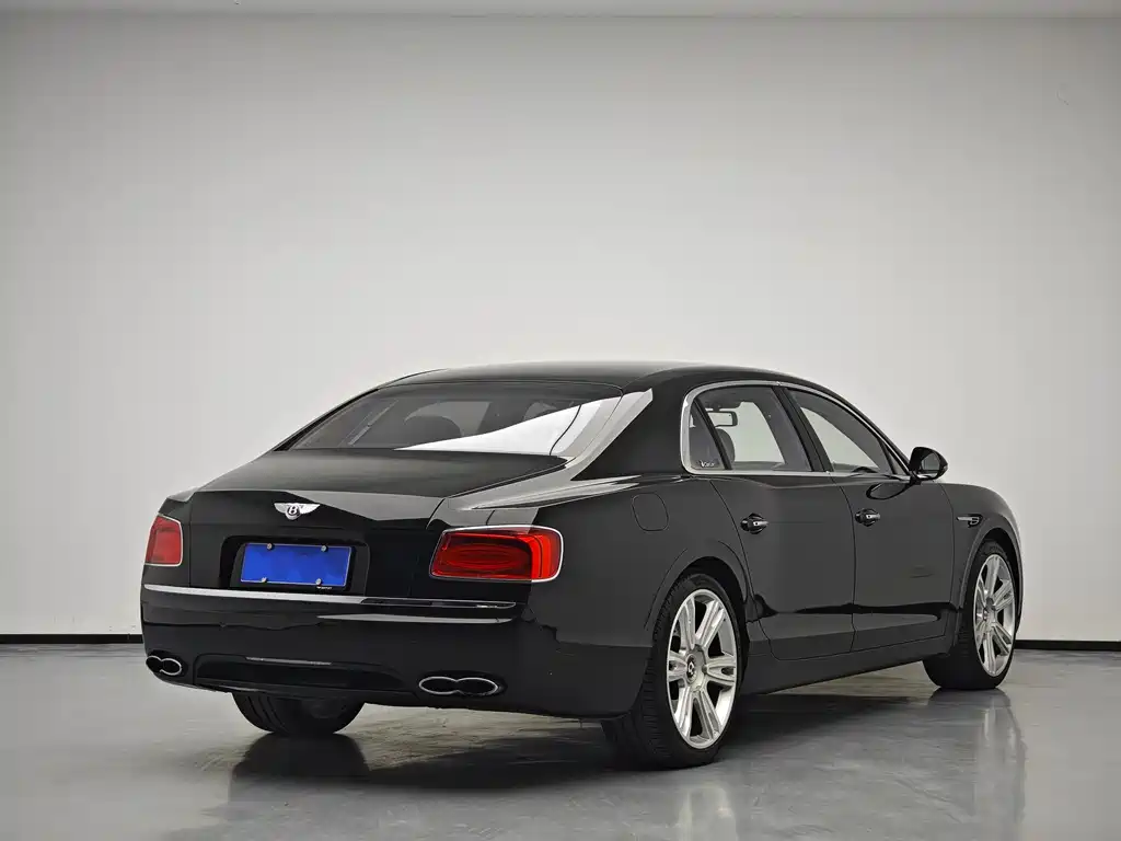 Bentley Flying Spur 2015 — фото 5