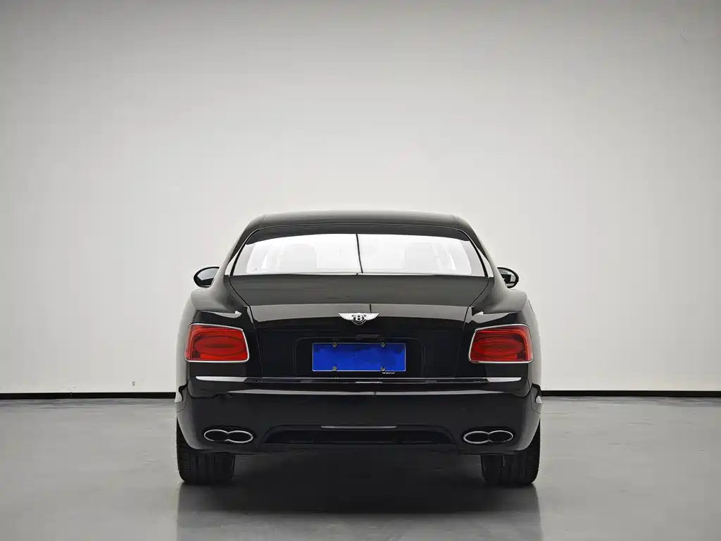 Bentley Flying Spur 2015 — фото 7