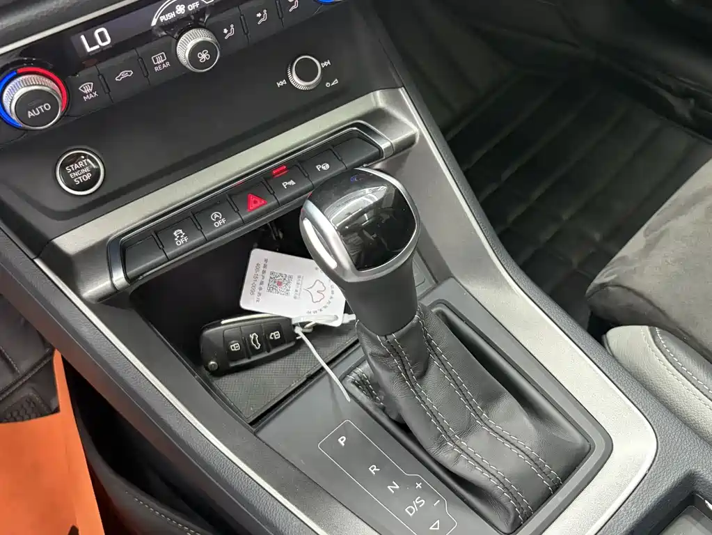 Audi Q3 2022 — фото 13