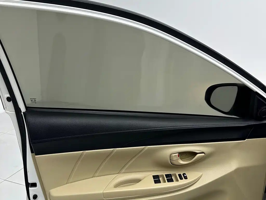 Toyota Vios 2017 — фото 14