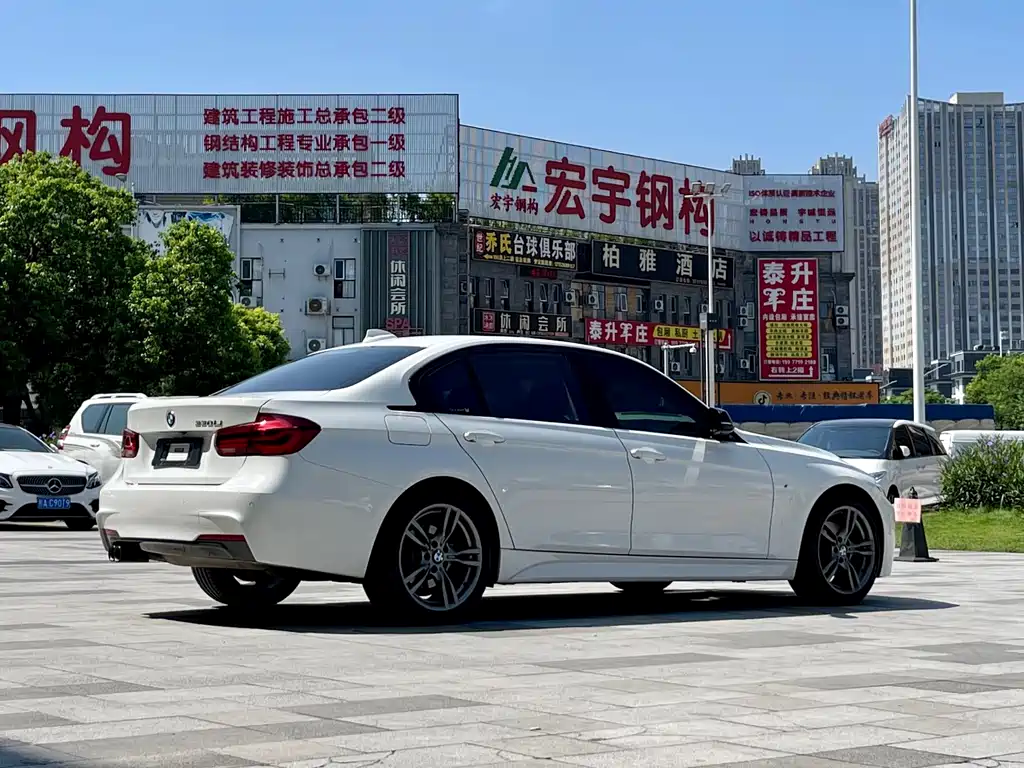 BMW 3 Series 2018