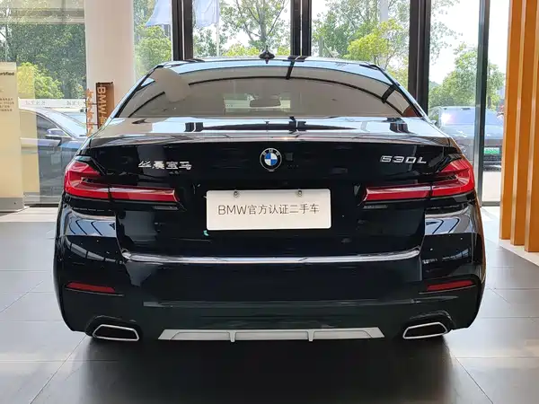 BMW 5 Series 2023