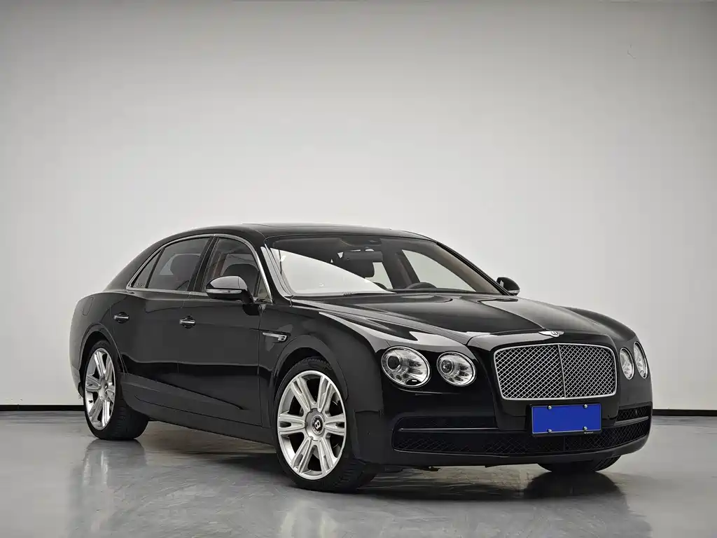 Bentley Flying Spur 2015 — фото 9