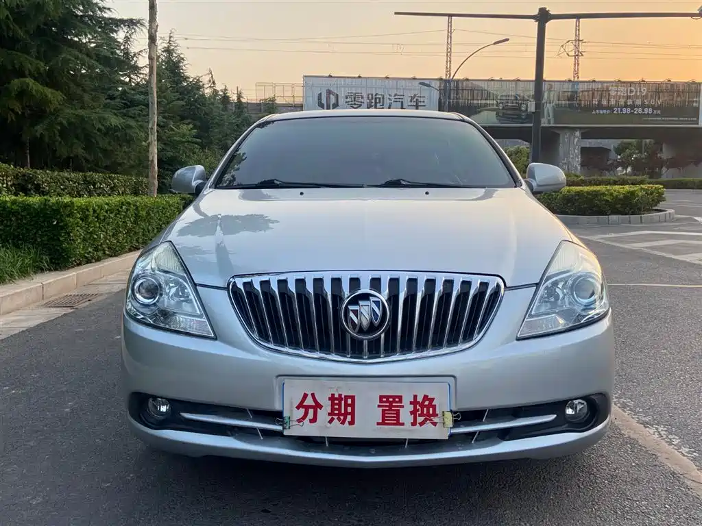 Buick Excelle 2013 — фото 2