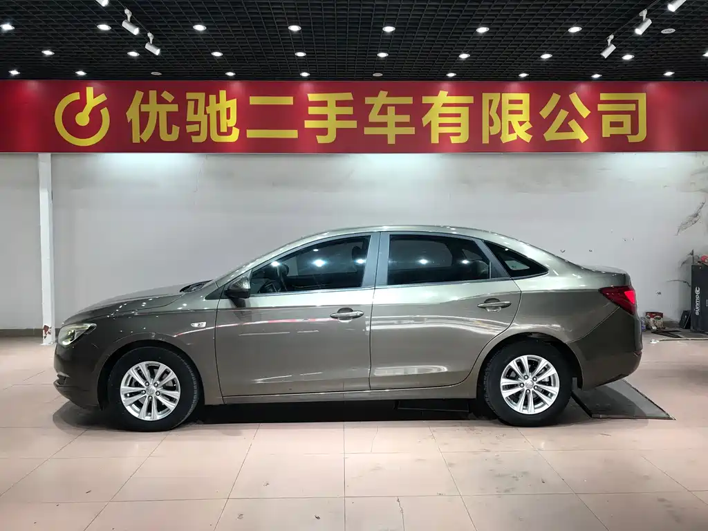 Buick Excelle 2018 — фото 7