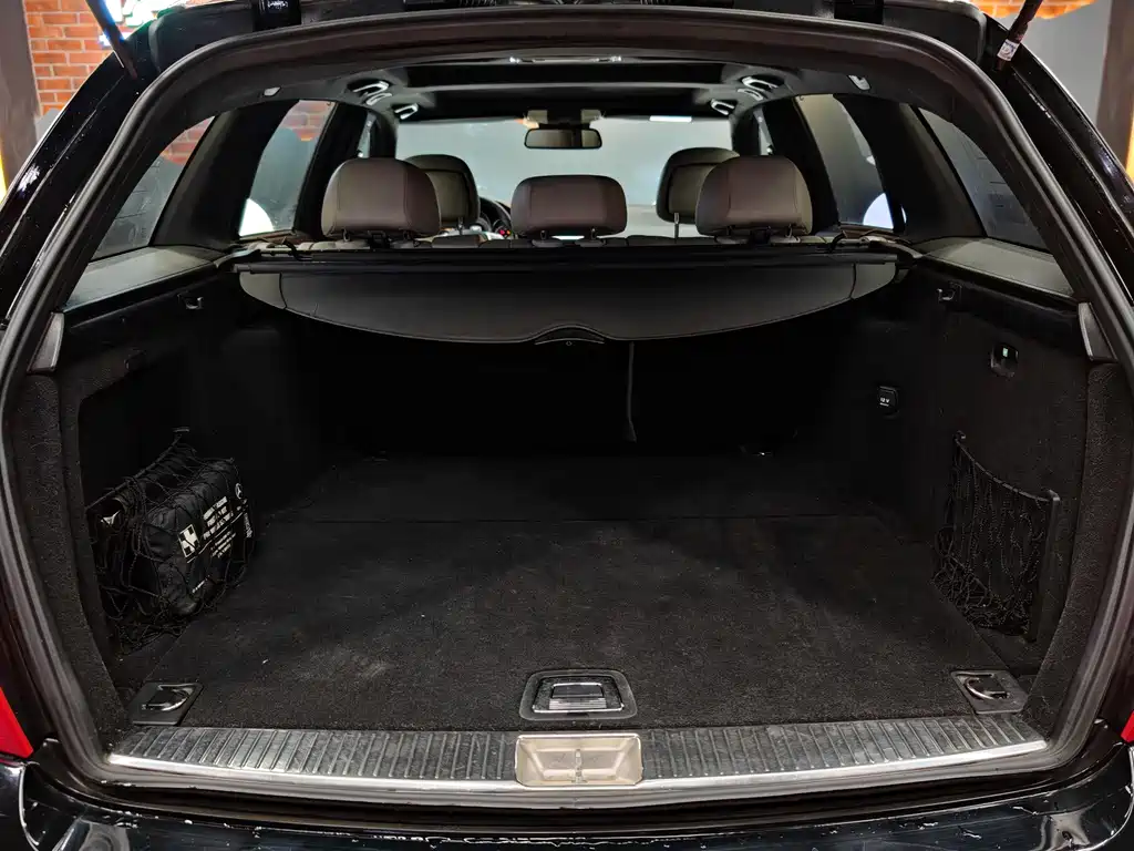 Mercedes-Benz C-Class 2012 — фото 14