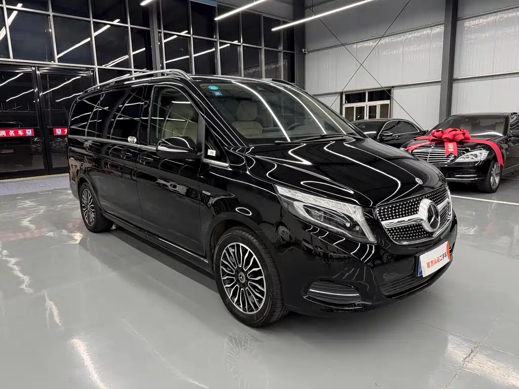 Mercedes-Benz V-Class 2020 — фото 3