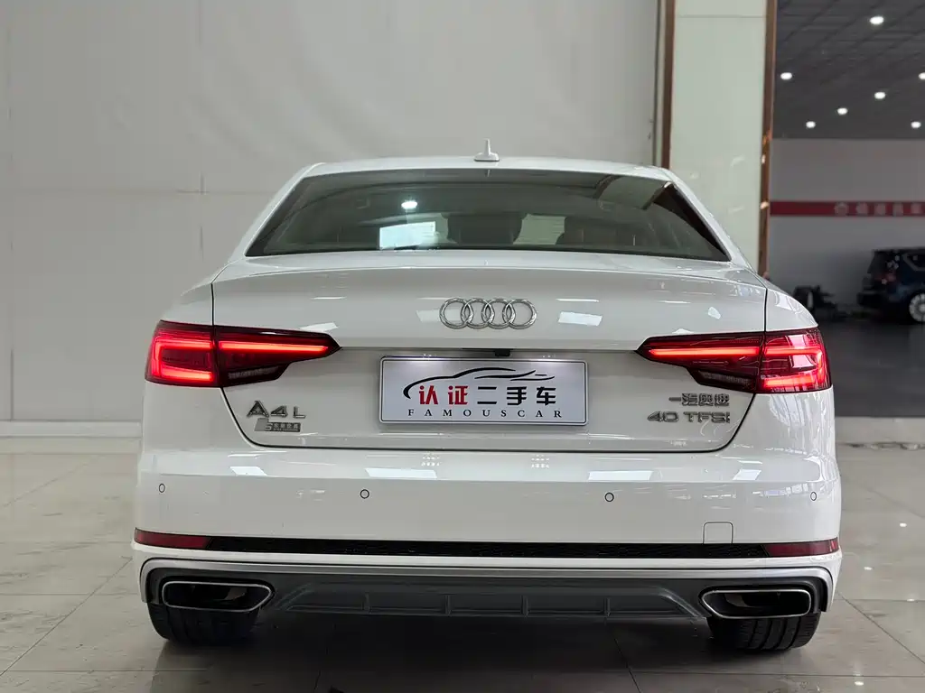 Audi A4L 2019 — фото 16