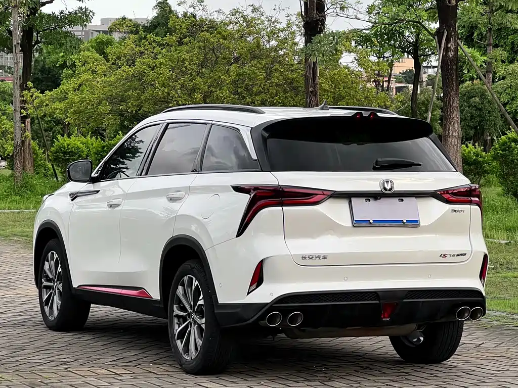 Changan CS75PLUS 2020 — фото 4