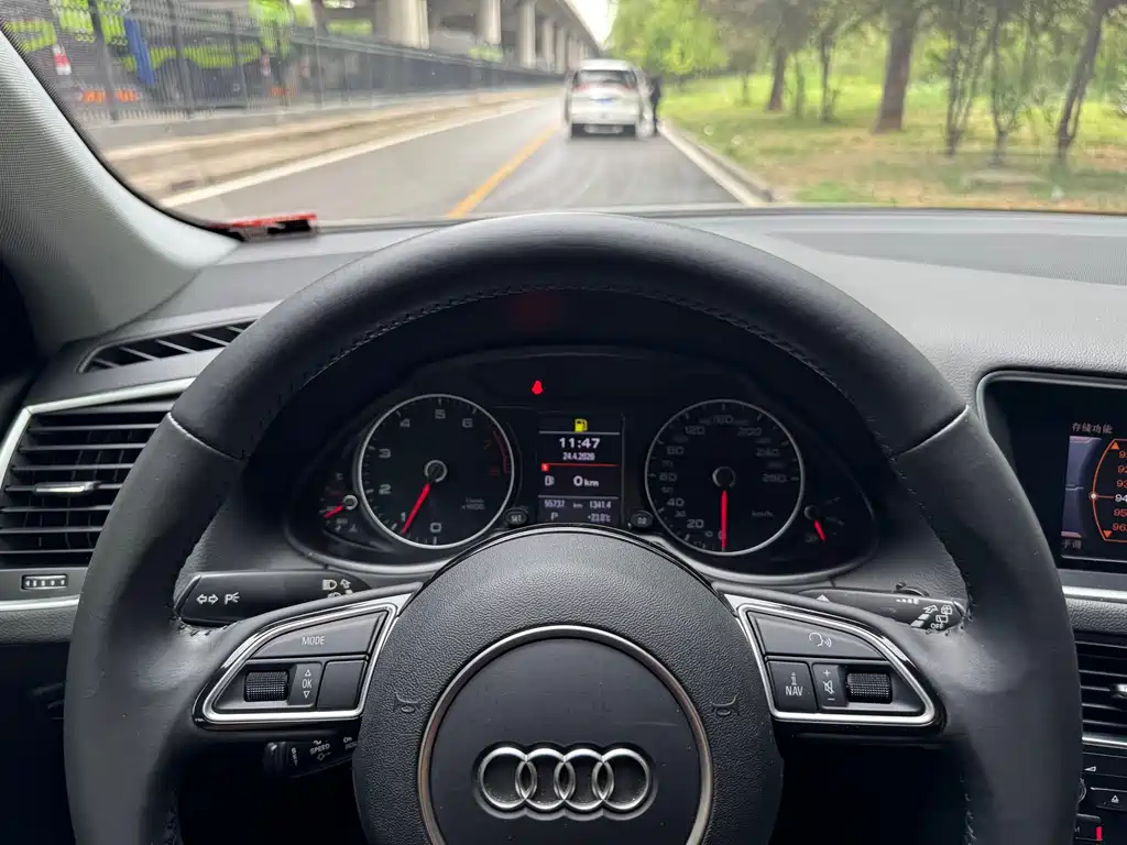 Audi Q5 2018 — фото 14