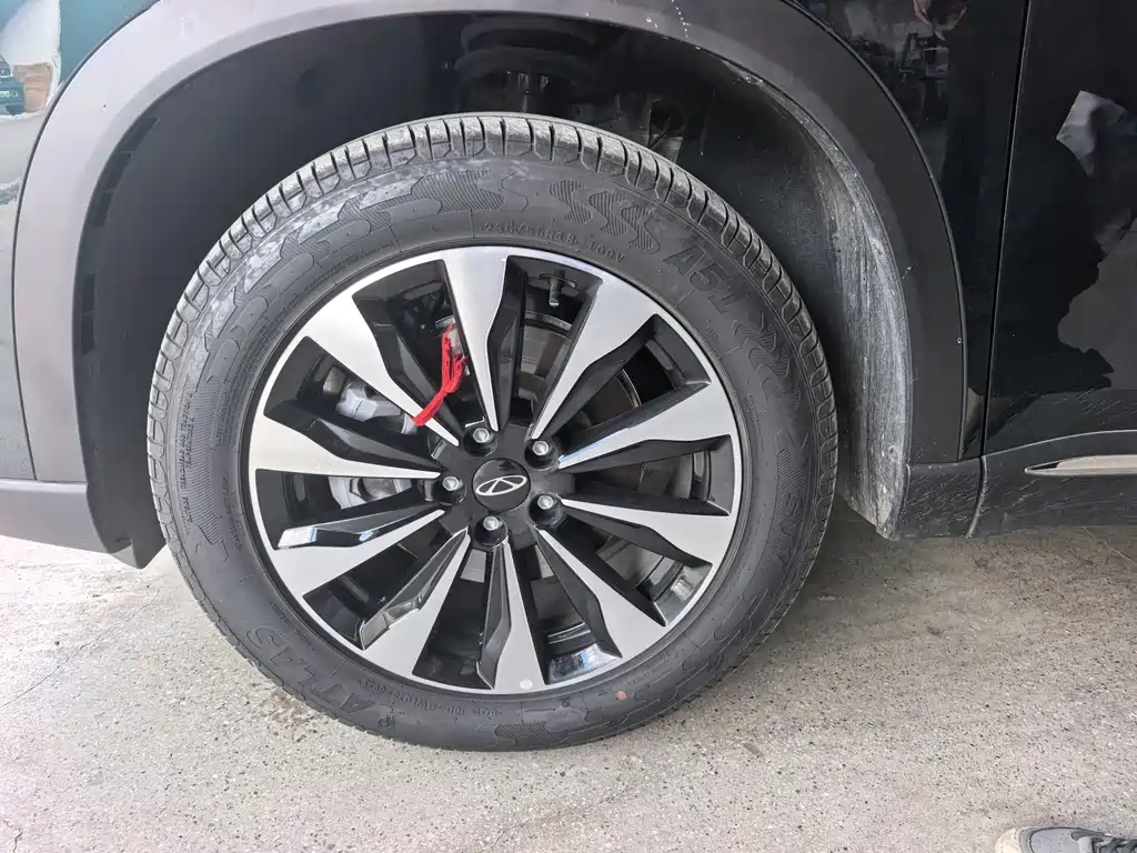 Chery Tiggo 8 PLUS 2025 — фото 8