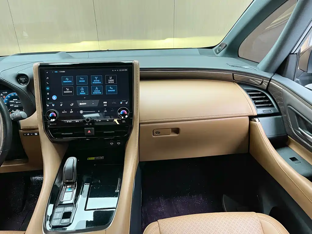 Toyota Vellfire 2023 — фото 5