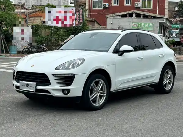 Porsche Macan 2014