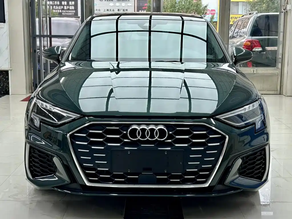 Audi A3 2023 — фото 2