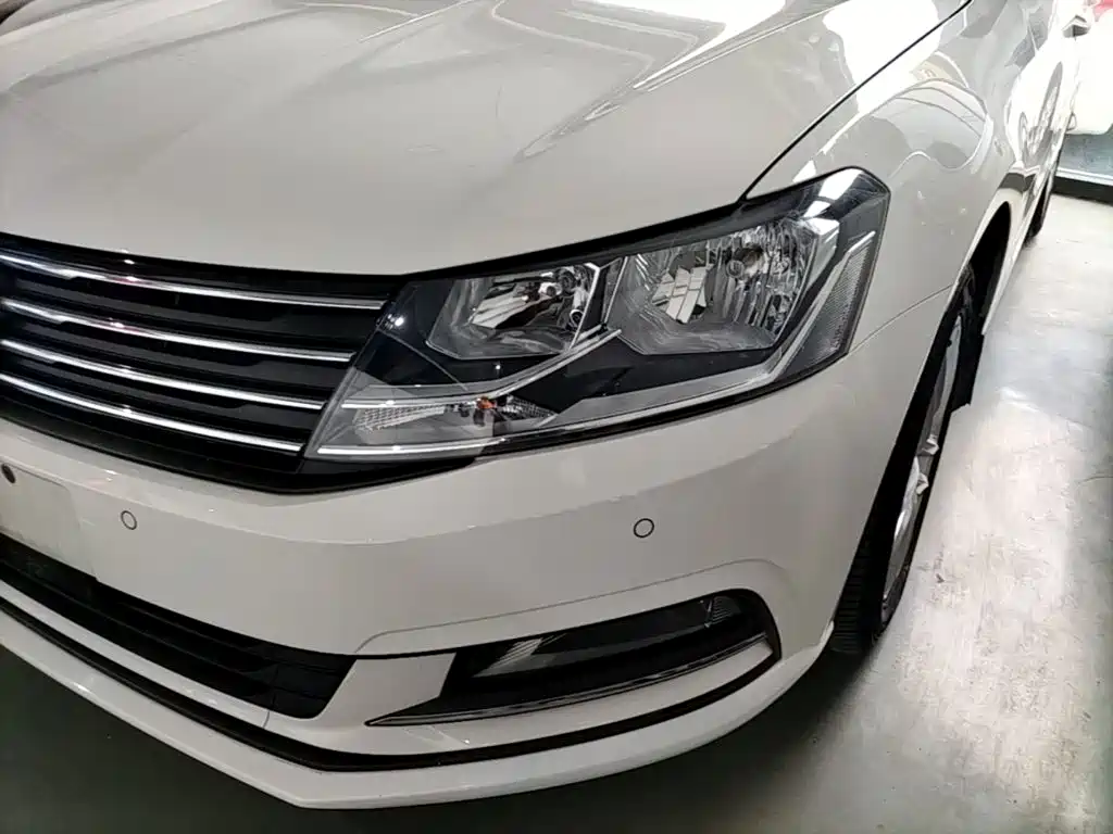 Volkswagen Gran Lavida 2017 — фото 24