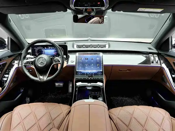 Mercedes-Benz Maybach S-Class 2024
