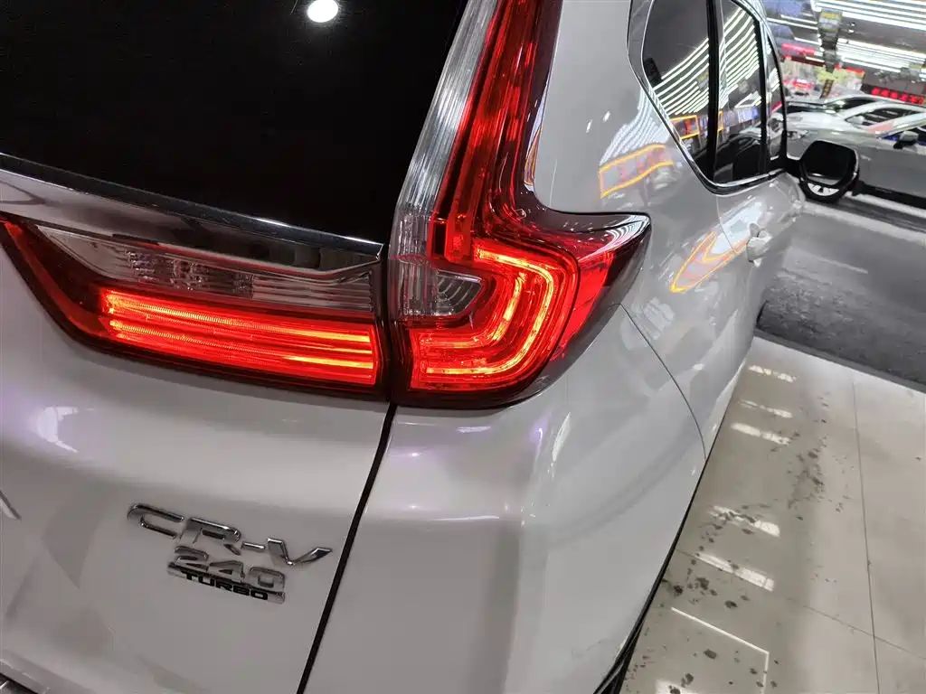 Honda CR-V 2019 — фото 24