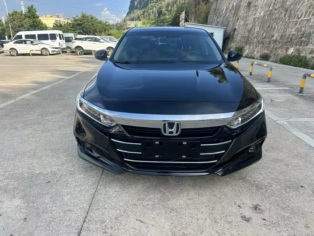 Honda Accord 2023 — фото 2