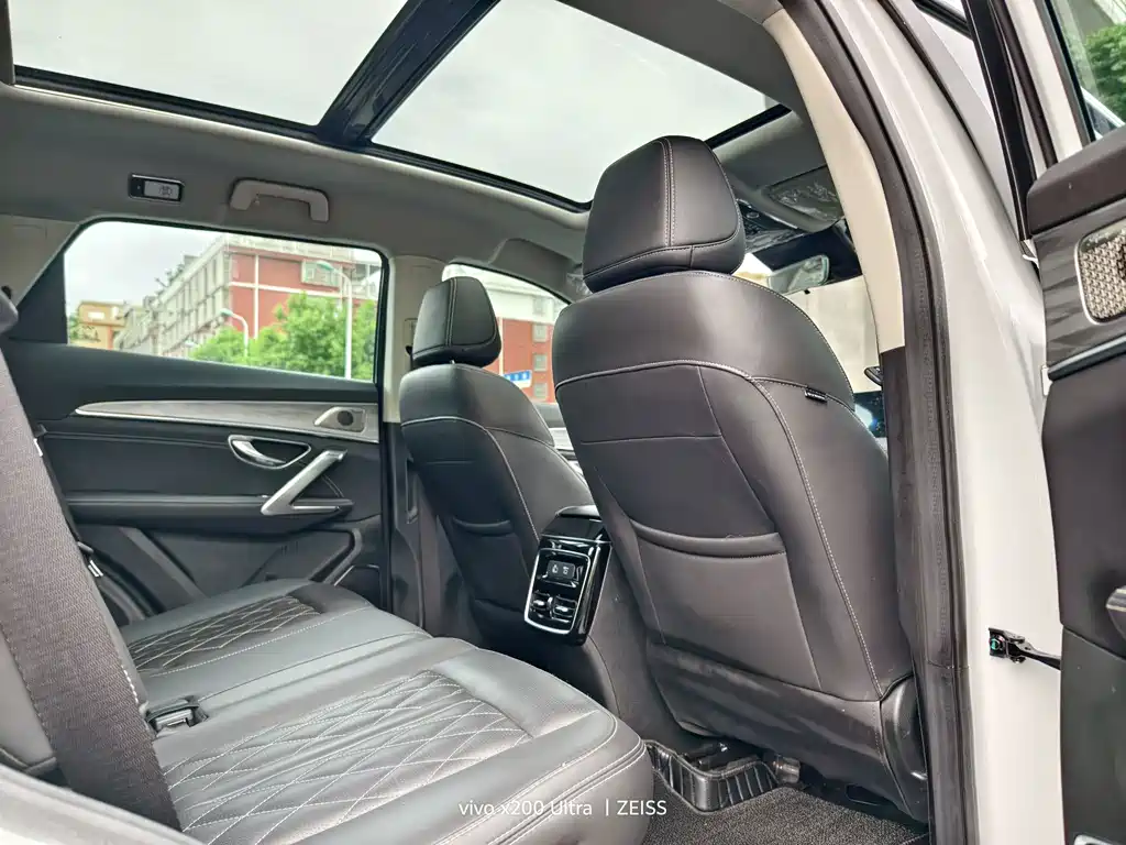 Jetour X70 PLUS 2023 — фото 10