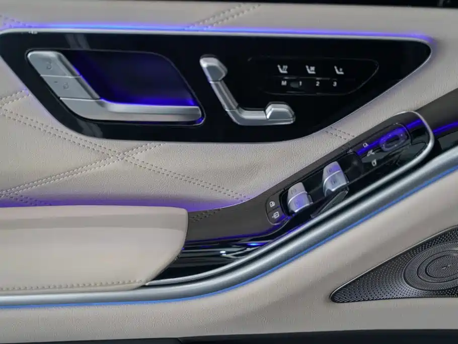 Mercedes-Benz Maybach S-Class 2023 — фото 9