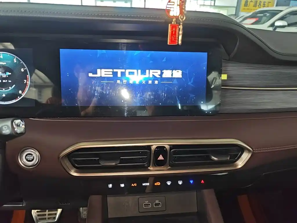 Jetour Jietu X90 PLUS 2024 — фото 13