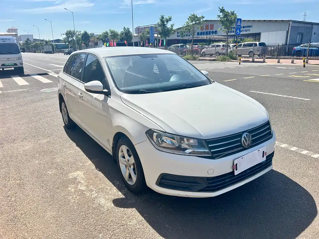 Volkswagen Santana 2015