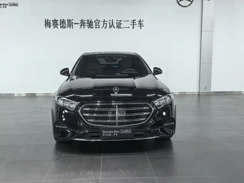 Mercedes-Benz E-Class 2025